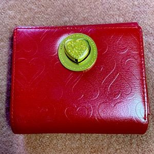 NWOT Lovecat Red Heart Multi Compartment Wallet